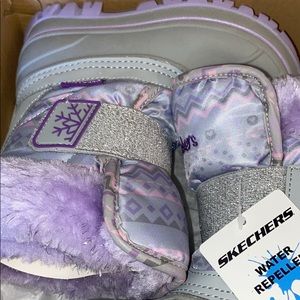 Skechers size 8 toddler snow boots